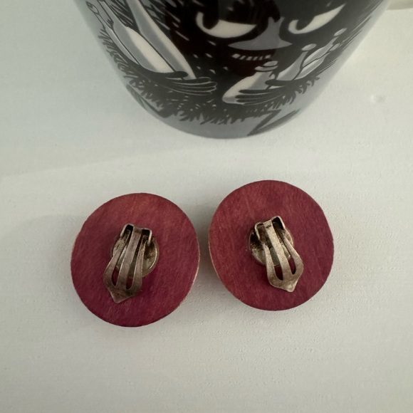 Vintage Aarikka Finnish Clip On Earrings - Picture 2 of 3